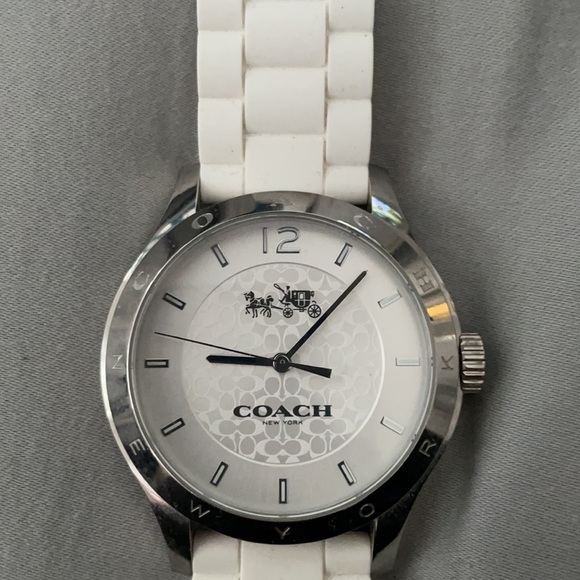 Coach white rubber watch - Picture 2 of 9